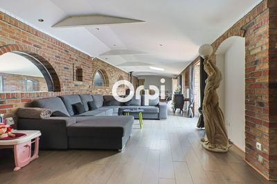 Maison - 140 m² - 5 pièces