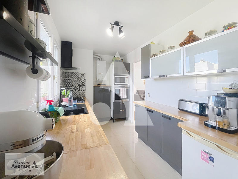 Appartement - 85 m² - 4 pièces