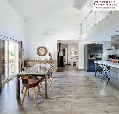 Villa - 183 m² - 6 pièces