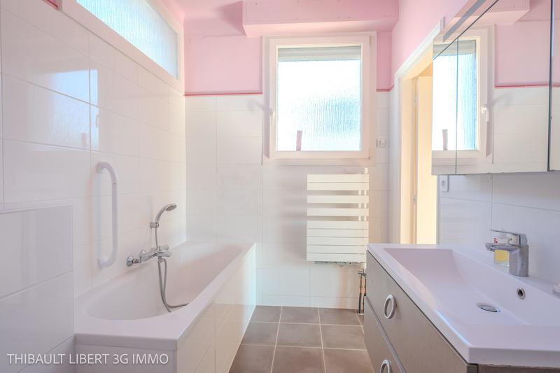 Villa - 250 m² - 7 pièces