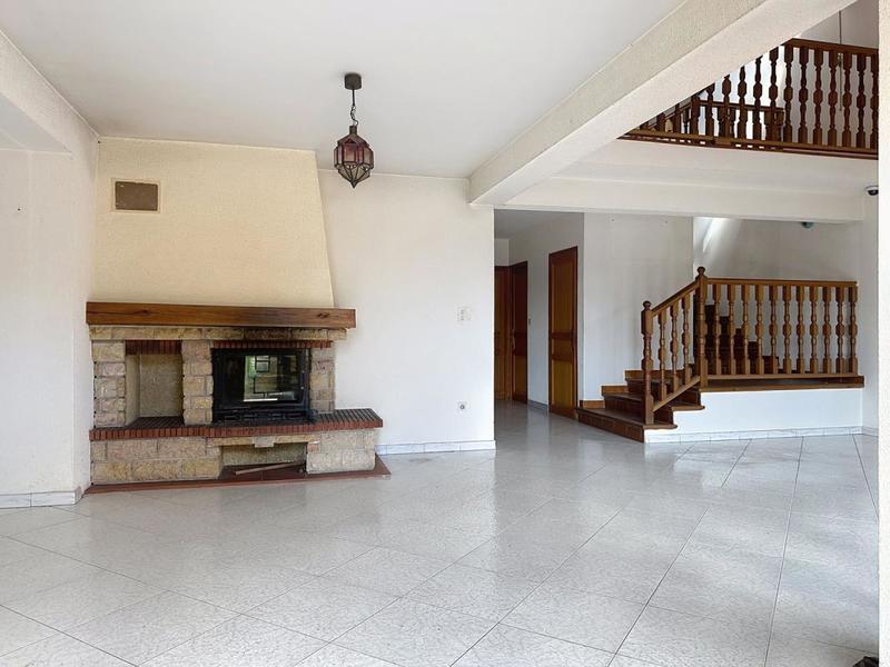 Maison - 166 m² - 5 pièces