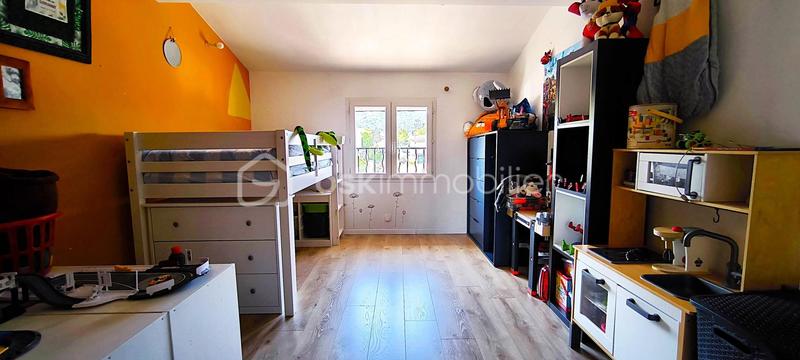 Maison - 104 m² - 4 pièces