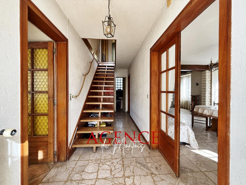 Maison - 140 m² - 5 pièces