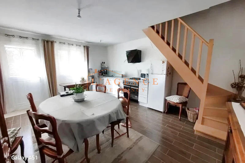 Maison - 98 m² - 5 pièces