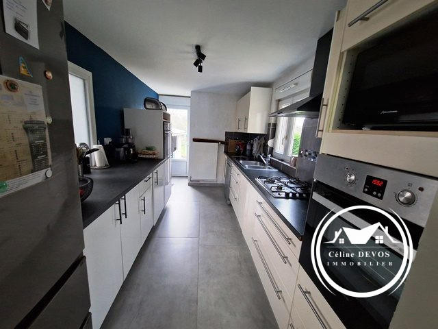 Maison - 110 m² - 6 pièces