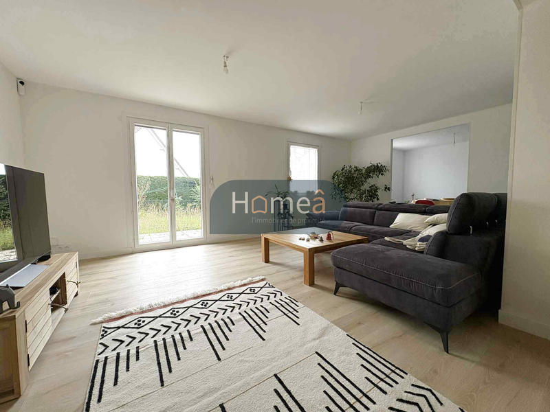 Maison - 104 m² - 4 pièces