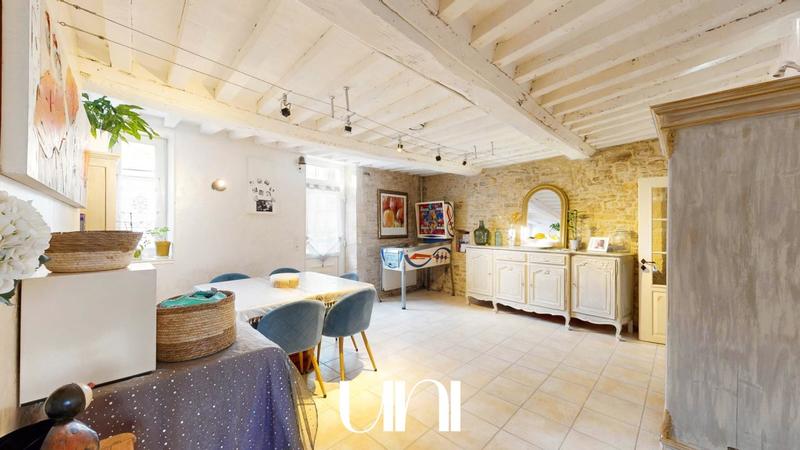 Maison - 140 m² - 7 pièces