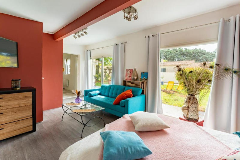 Maison - 235 m² - 7 pièces