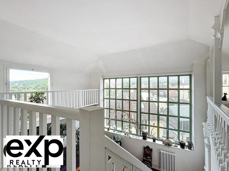 Maison - 195 m² - 6 pièces