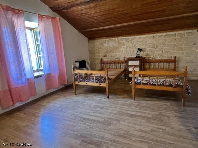 Maison ancienne - 263 m² - 8 pièces