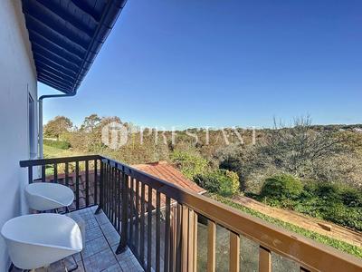 Maison - 170 m² - 7 pièces