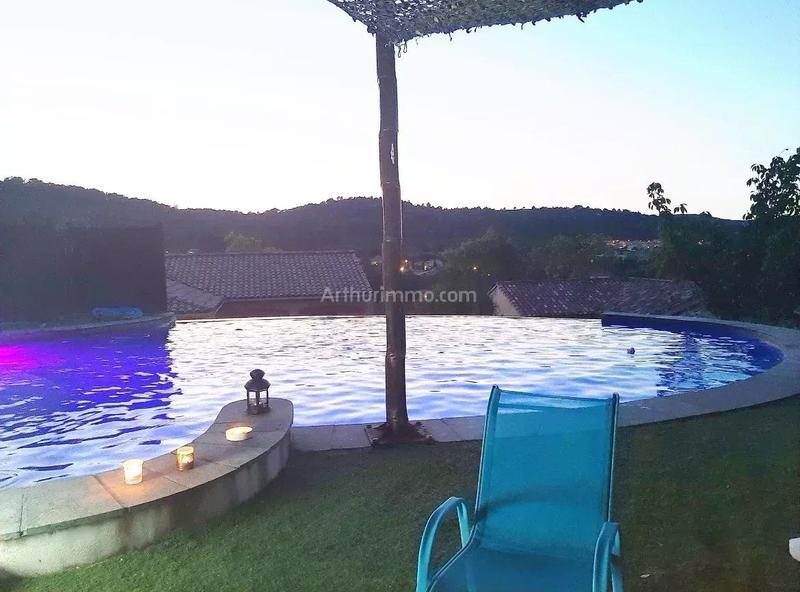 Maison - 155 m² - 5 pièces