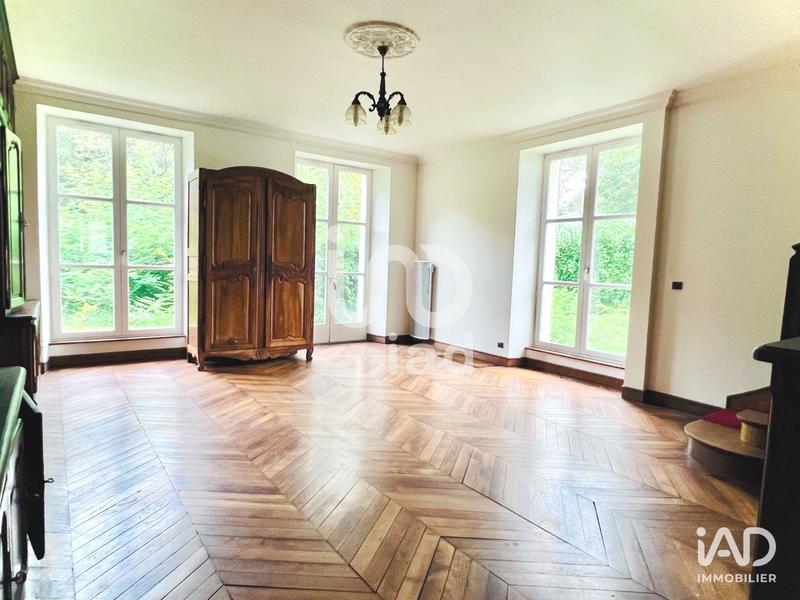 Bureau - 133 m² - 7 pièces