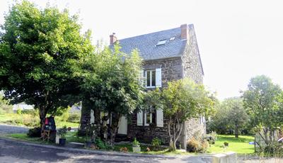 Maison en pierre - 150 m² - 7 pièces