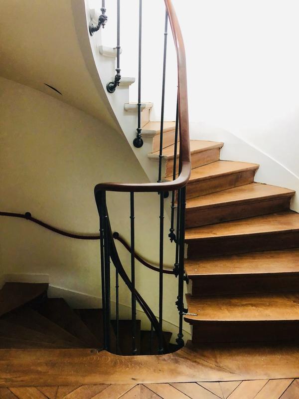 Maison - 876 m² - 20 pièces