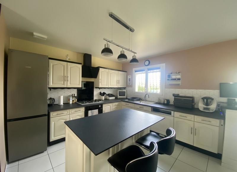 Pavillon - 100 m² - 5 pièces