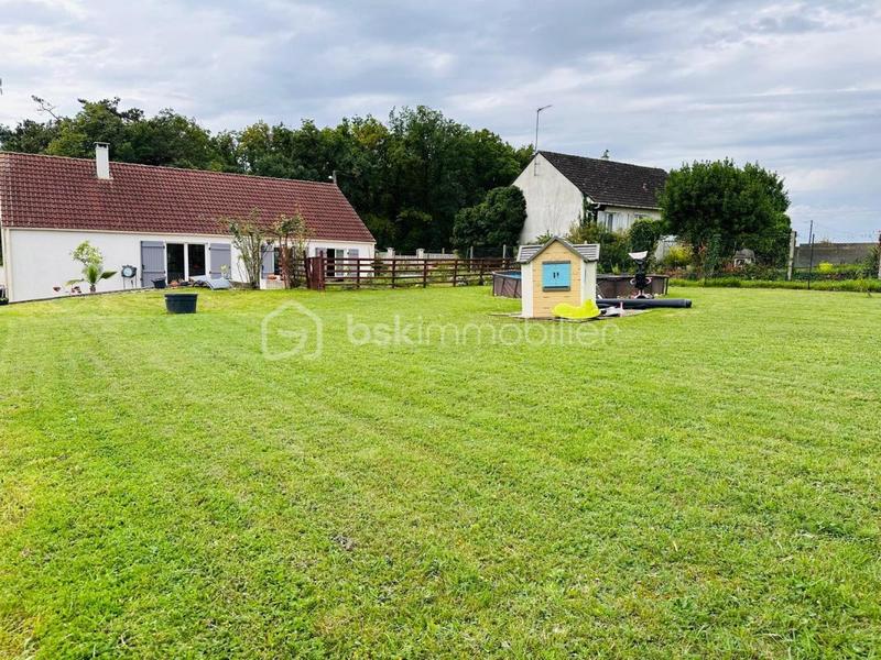 Maison - 94 m² - 4 pièces