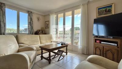 Villa - 195 m² - 8 pièces