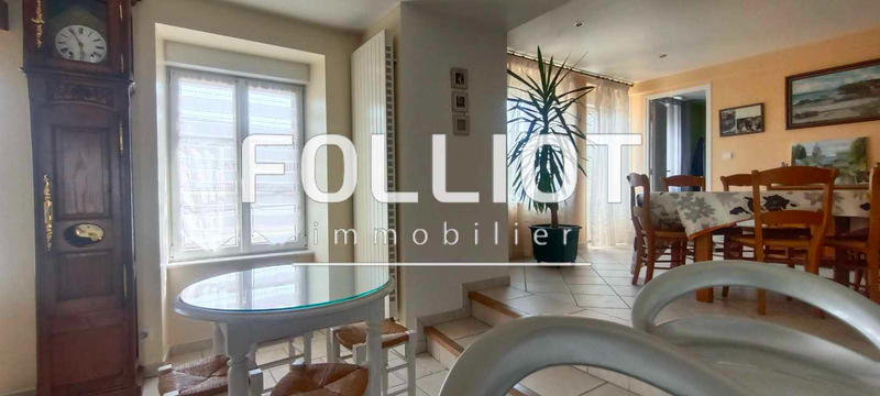 Maison - 200 m² - 8 pièces