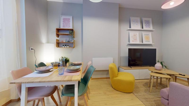 Appartement - 90 m² - 5 pièces