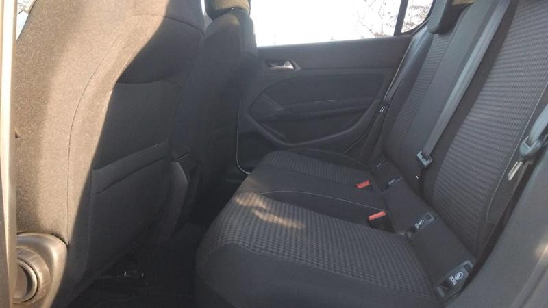 Peugeot 308 II 1.2 PureTech 110 Active Business