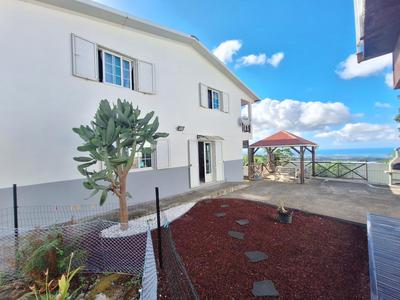 Maison - 179 m² - 5 pièces