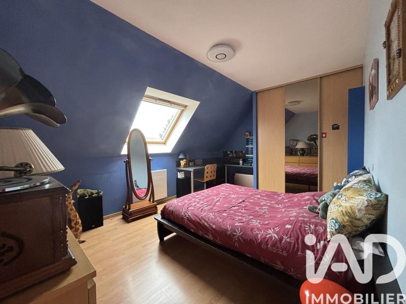 Maison - 180 m² - 8 pièces