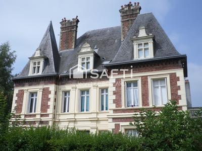 Appartement - 163 m² - 7 pièces