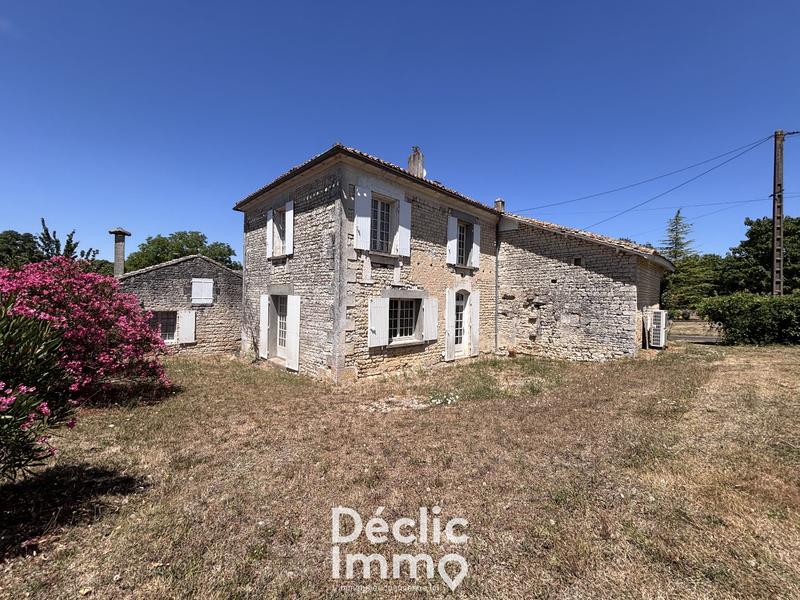 Maison - 165 m² - 9 pièces