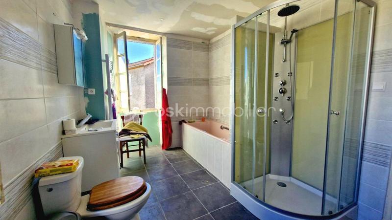 Maison de village - 142 m² - 8 pièces