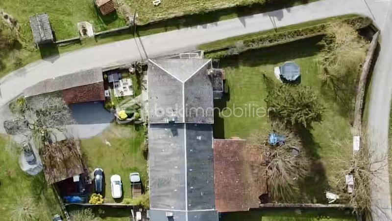 Maison en pierre - 186 m² - 7 pièces