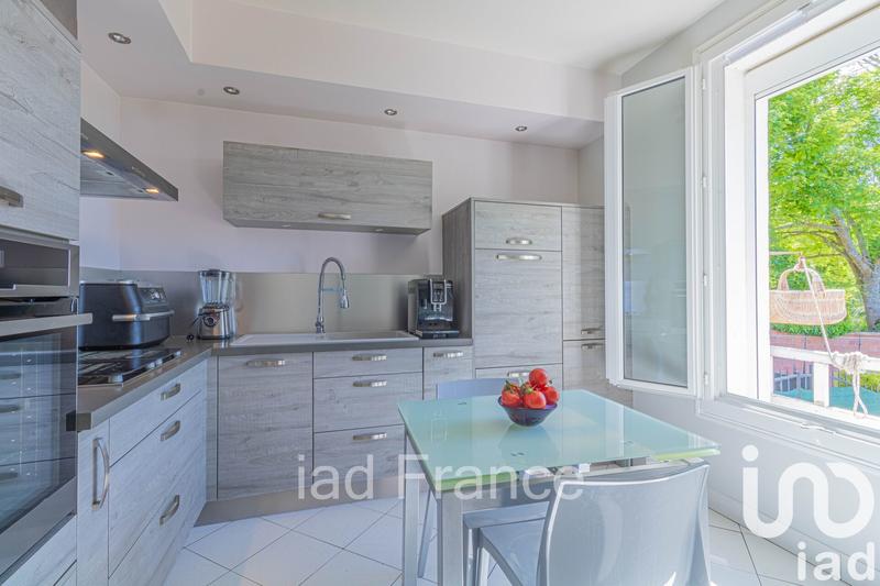 Maison - 113 m² - 6 pièces