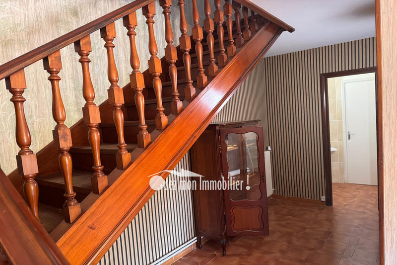 Maison - 200 m² - 8 pièces