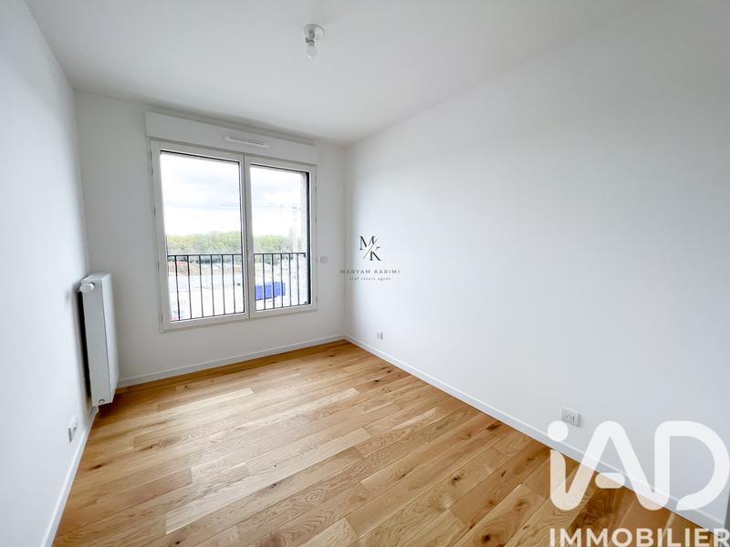 Appartement - 96 m² - 5 pièces