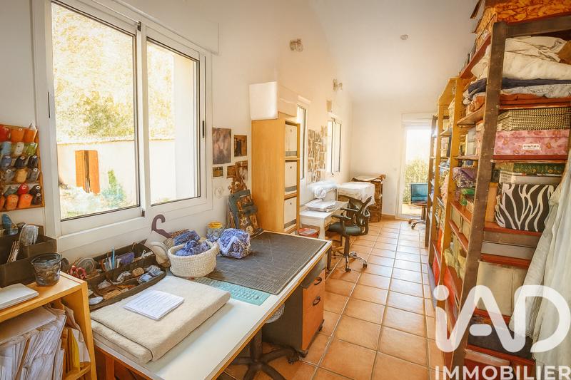 Maison - 215 m² - 8 pièces