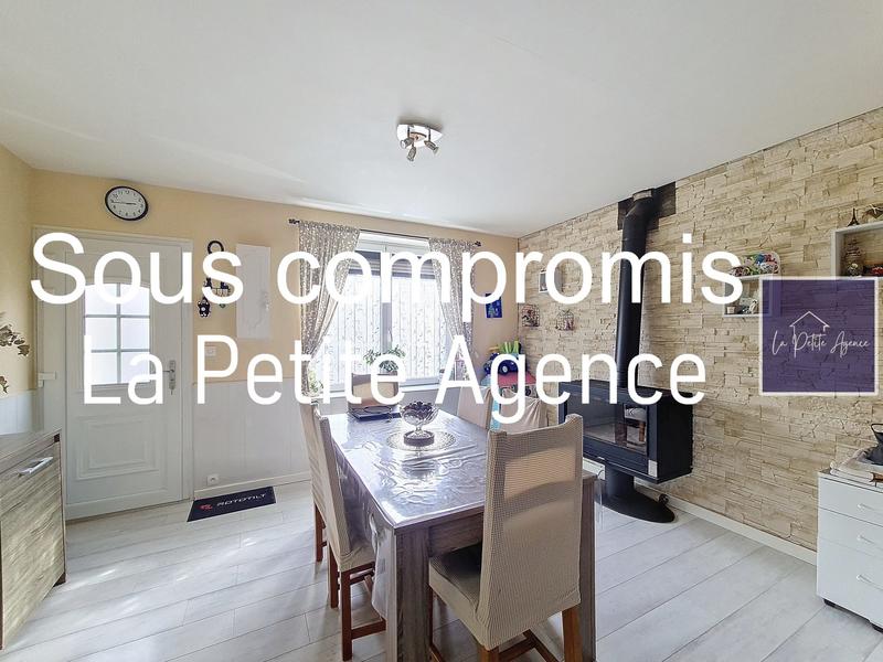 Maison - 99 m² - 5 pièces