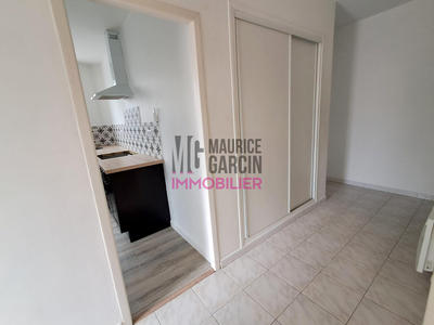 Maison - 104 m² - 4 pièces