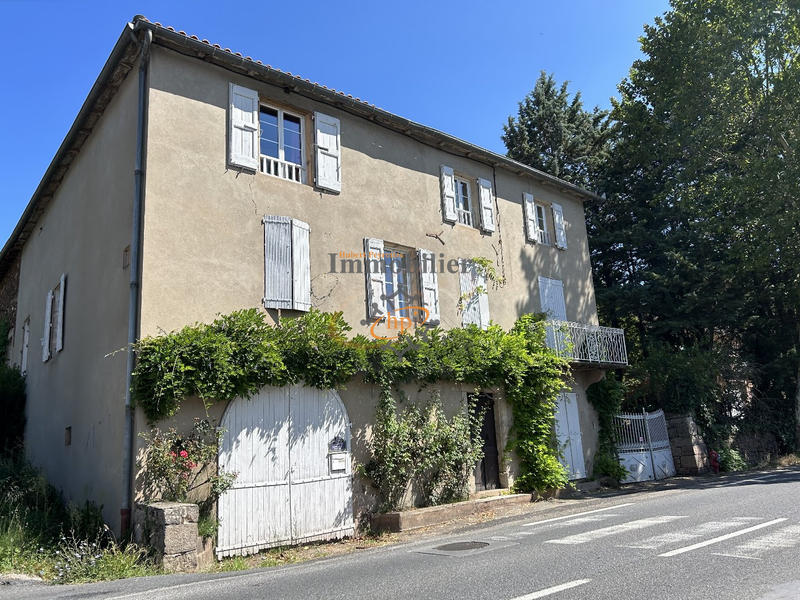 Maison - 268 m² - 7 pièces