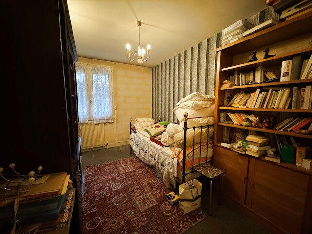 Appartement - 105 m² - 6 pièces