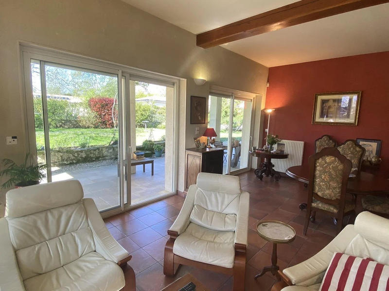 Viager - Maison - 232 m² - 7 pièces