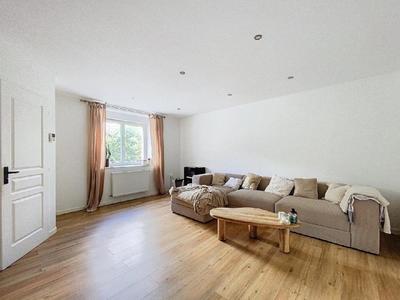 Maison - 84 m² - 3 pièces