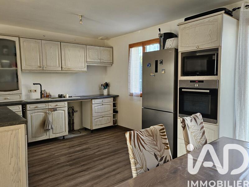 Maison - 88 m² - 4 pièces