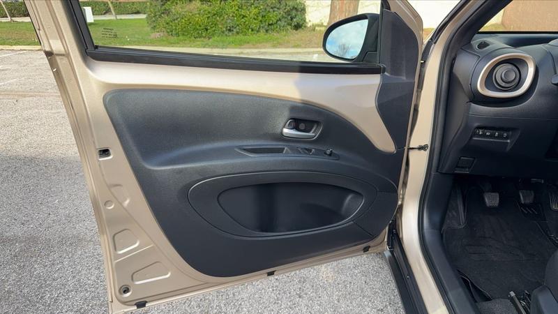 Toyota aygo x 1.0 Vvt-i 72 Design - Entretien constructeur