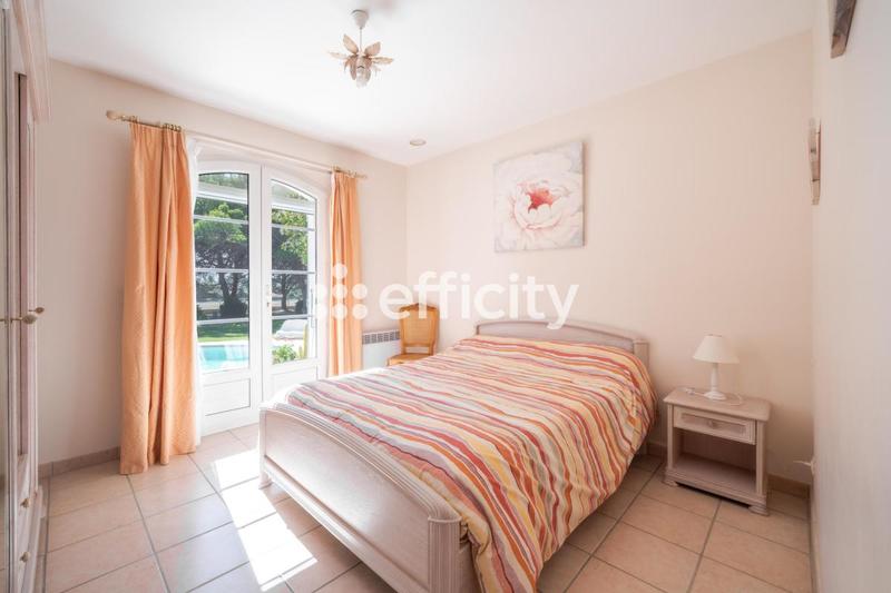 Villa - 140 m² - 5 pièces