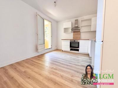 Appartement - 61 m² - 2 pièces