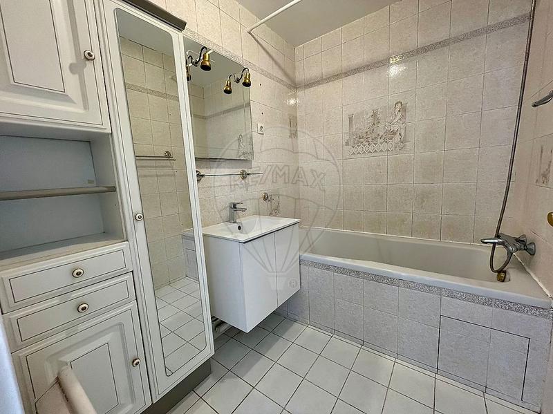 Appartement - 75 m² - 4 pièces