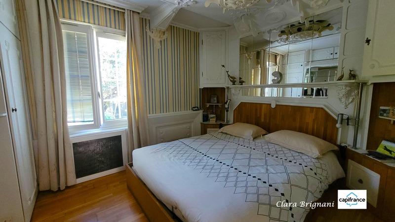 Maison de ville - 191 m² - 11 pièces