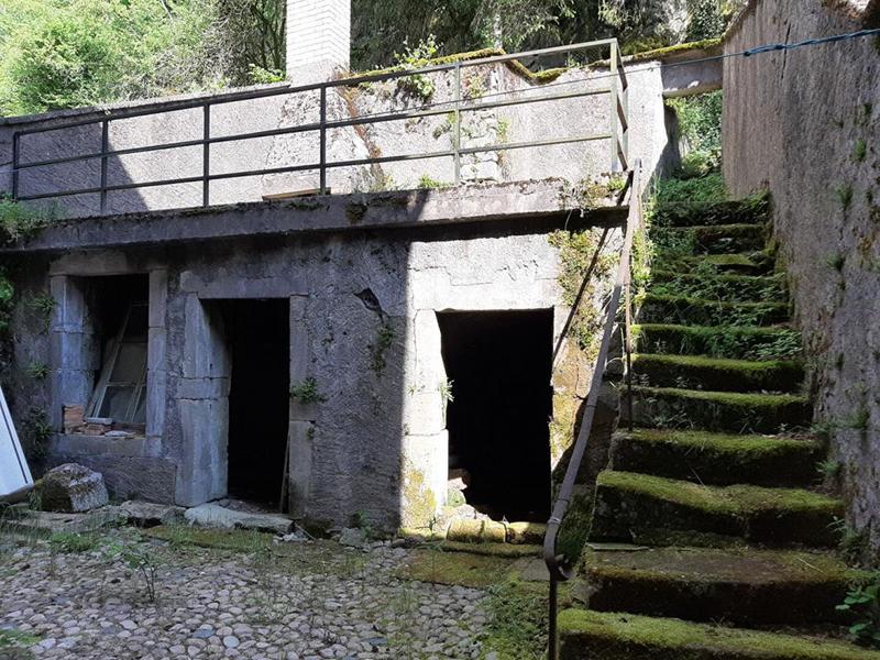 Maison - 232 m² - 8 pièces