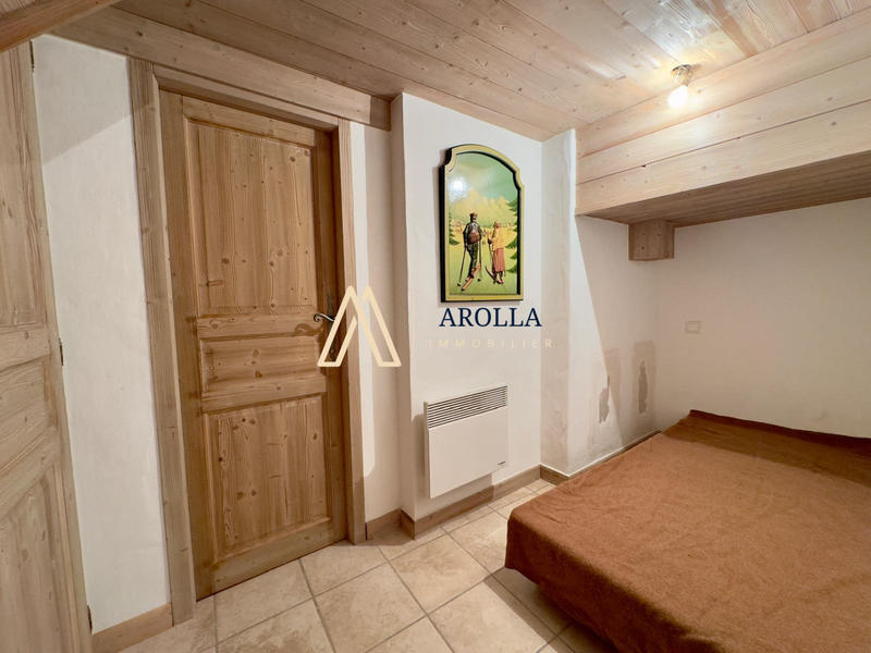 Fonds de commerce - Local commercial - 137 m²