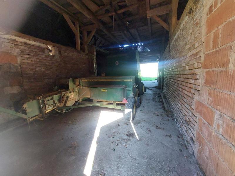 Terrain constructible - 850 m²